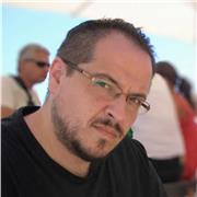 Profesor titulado, con más de 20 años de experiencia, da clases particulares online y presenciales. Personalizadas, adaptadas a cada alumno.Traducciones gallego-español-inglés